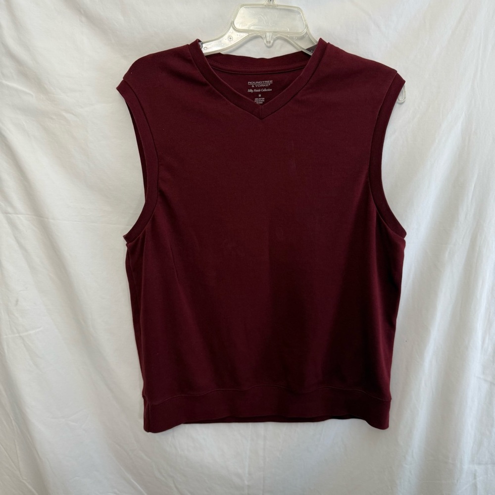 Roundtree & Yorke Men's Silky Collection Burgundy Vest, M